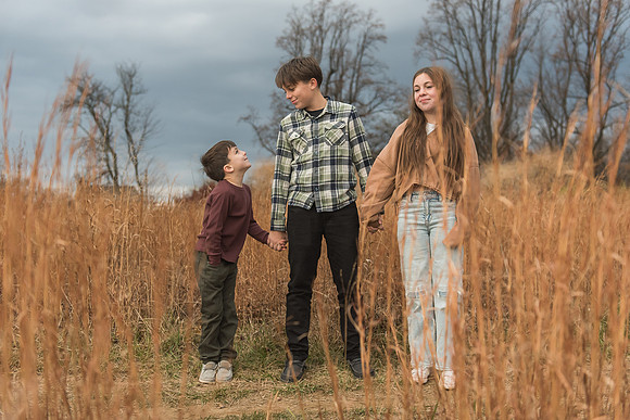 Slaven family 2024 Andorra meadows