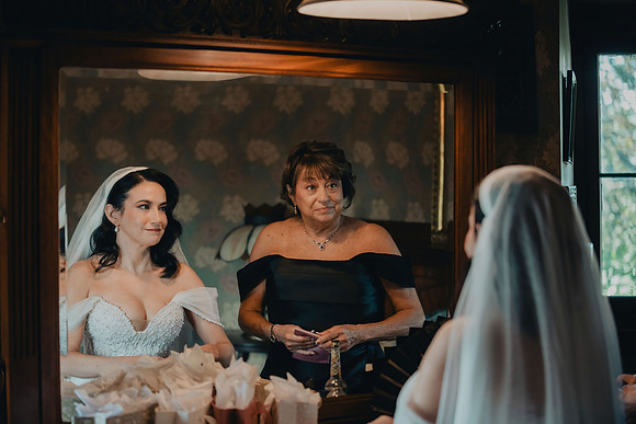 Kelly and Will at Knowlton Mansion