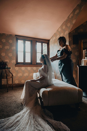 Kelly and Will at Knowlton Mansion