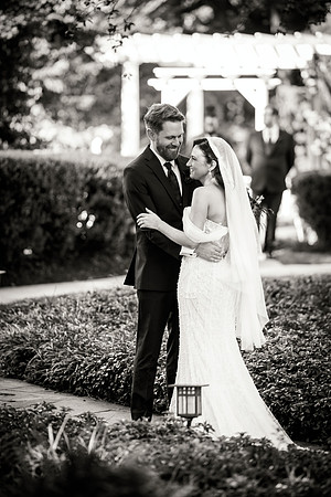 Kelly and Will at Knowlton Mansion