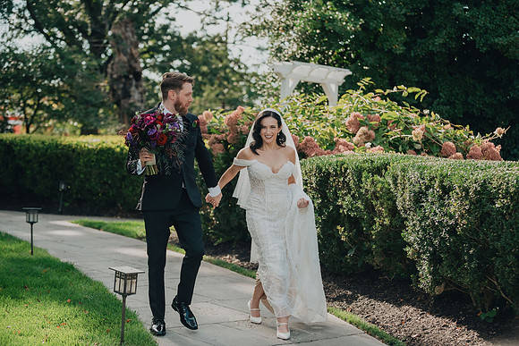Kelly and Will at Knowlton Mansion