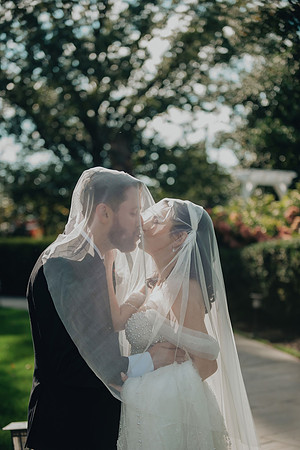 Kelly and Will at Knowlton Mansion