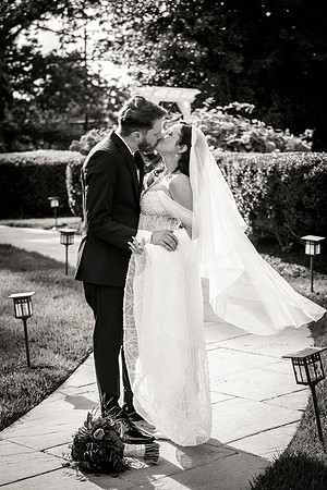 Kelly and Will at Knowlton Mansion