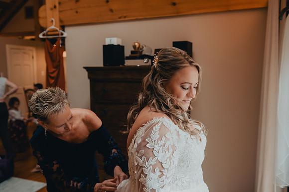 Jenna and Erik's Schwenksville farm wedding