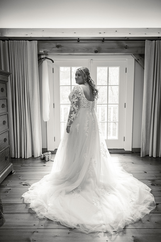 Jenna and Erik's Schwenksville farm wedding