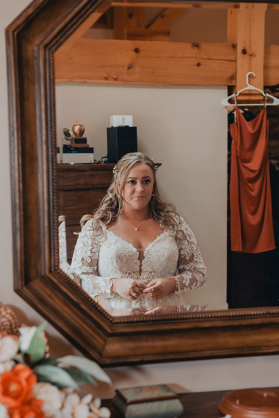Jenna and Erik's Schwenksville farm wedding