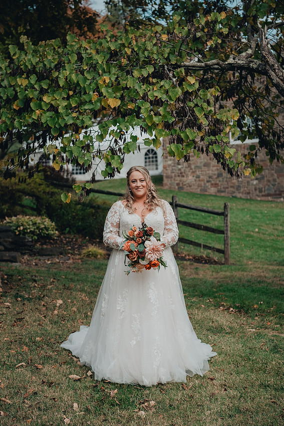 Jenna and Erik's Schwenksville farm wedding