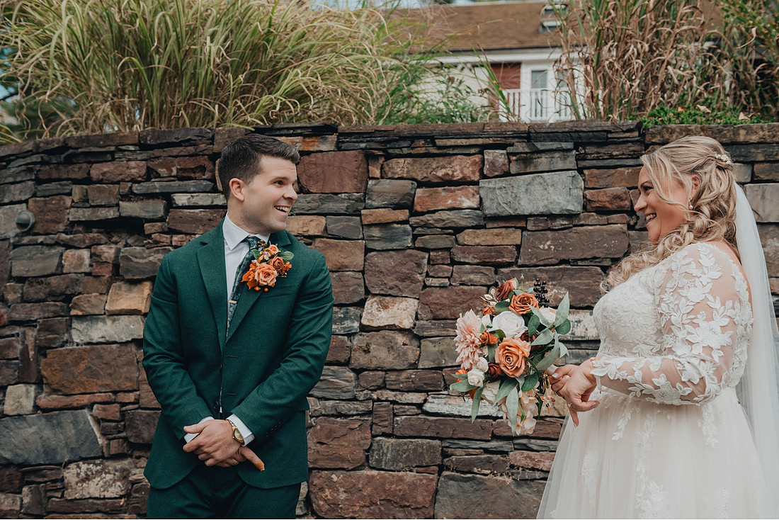 Jenna and Erik's Schwenksville farm wedding