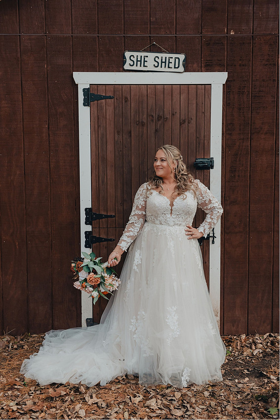 Jenna and Erik's Schwenksville farm wedding