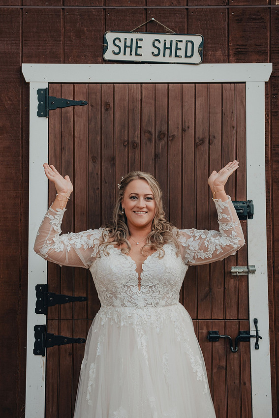 Jenna and Erik's Schwenksville farm wedding