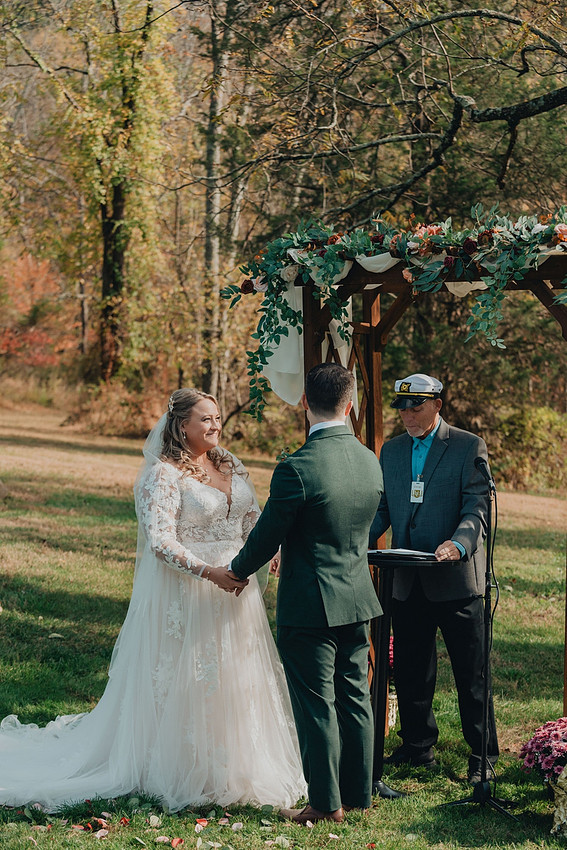 Jenna and Erik's Schwenksville farm wedding