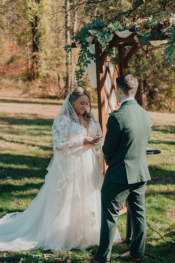 Jenna and Erik's Schwenksville farm wedding