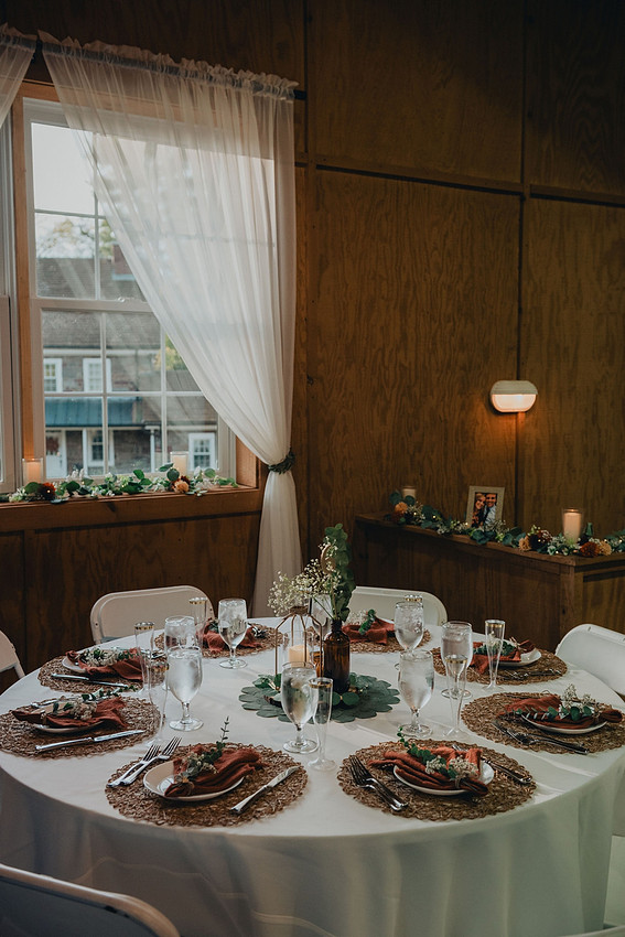 Jenna and Erik's Schwenksville farm wedding