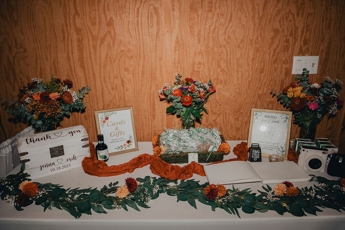 Jenna and Erik's Schwenksville farm wedding