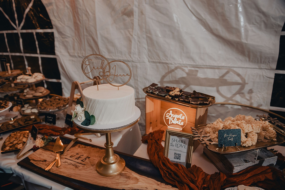 Jenna and Erik's Schwenksville farm wedding