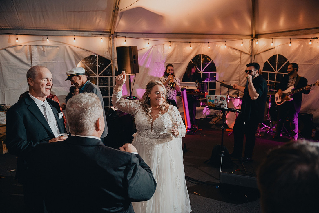 Jenna and Erik's Schwenksville farm wedding