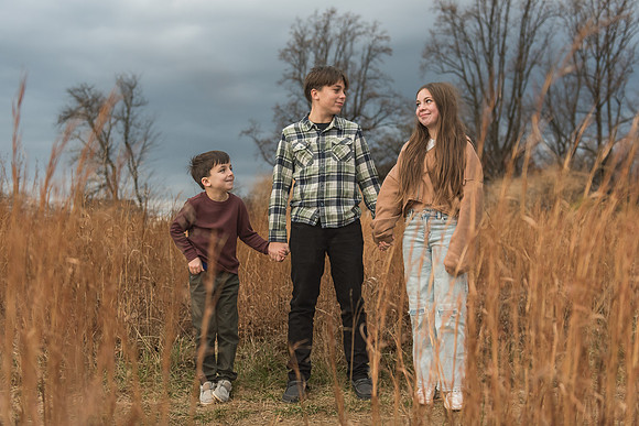 Slaven family 2024 Andorra meadows