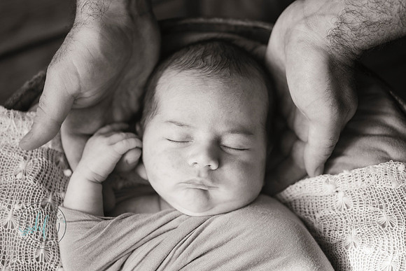 newborn Theo