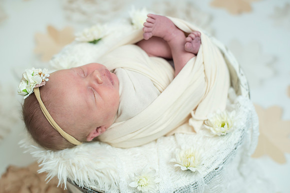 newborn Amelia