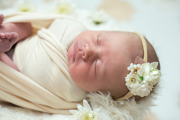 newborn Amelia