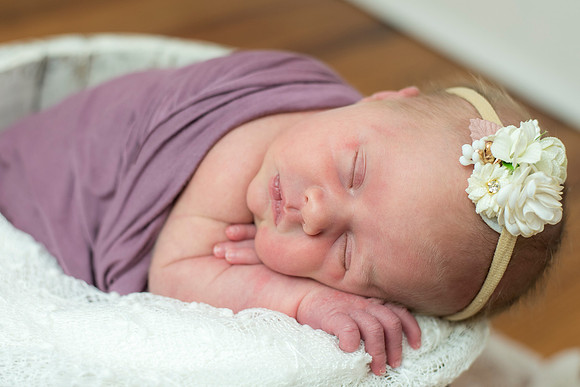 newborn Amelia