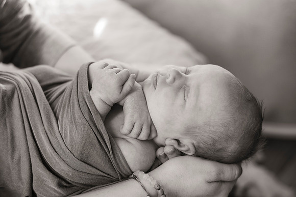 newborn Amelia