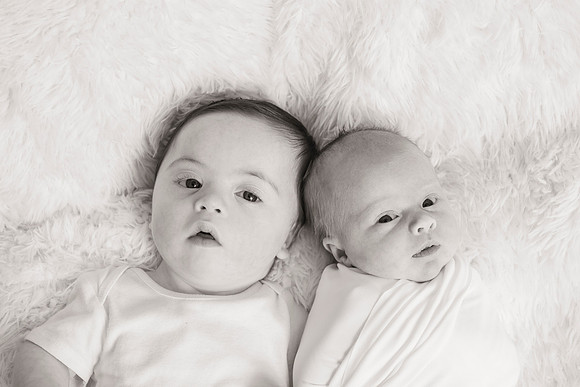 newborn Amelia