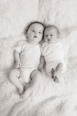 newborn Amelia