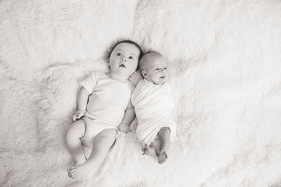 newborn Amelia