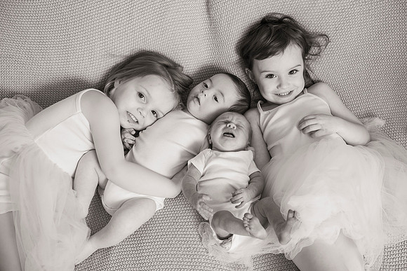 newborn Amelia