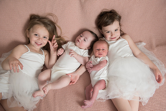 newborn Amelia