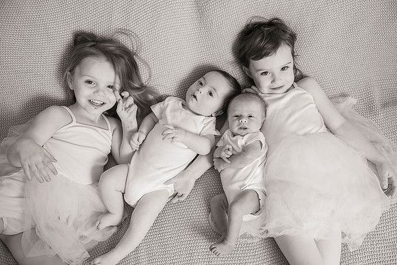 newborn Amelia