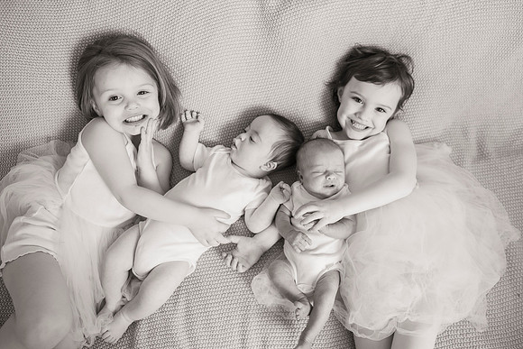 newborn Amelia