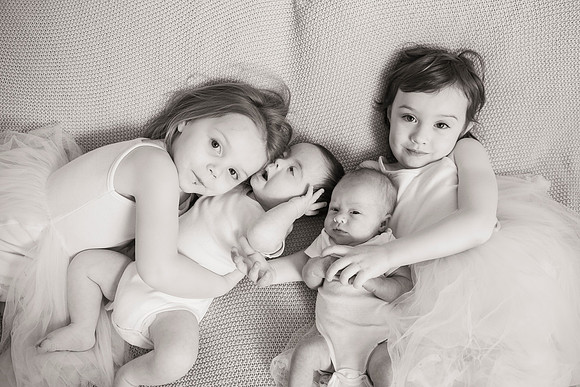 newborn Amelia