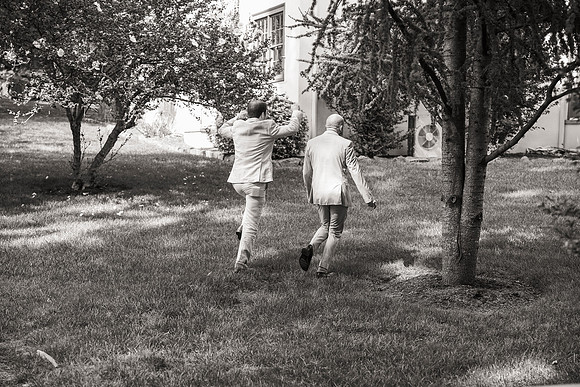 665