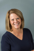 Michelle Ecker headshot