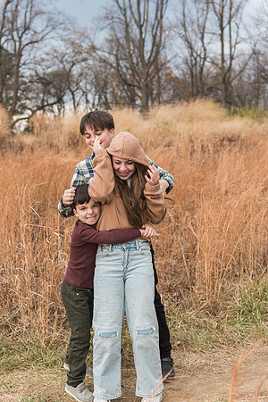 Slaven family 2024 Andorra meadows