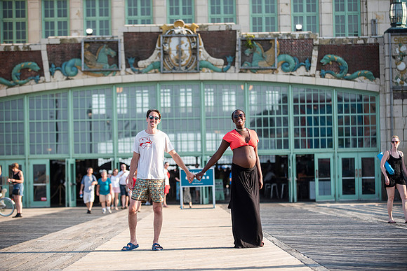 Melanie's maternity Asbury Park session