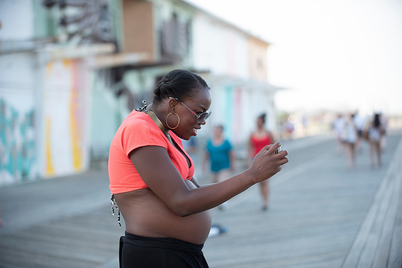 Melanie's maternity Asbury Park session