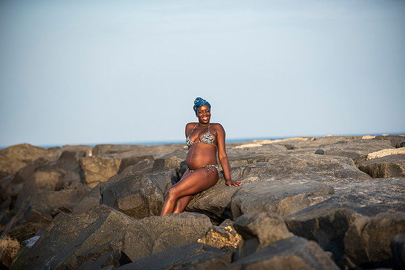 Melanie's maternity Asbury Park session