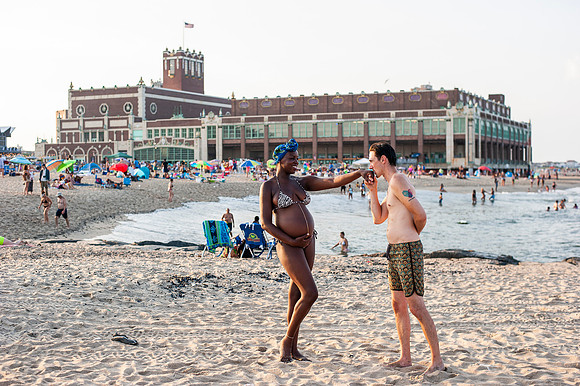 Melanie's maternity Asbury Park session