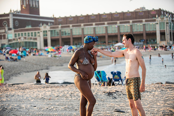 Melanie's maternity Asbury Park session