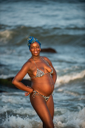 Melanie's maternity Asbury Park session