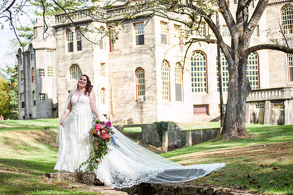 Fonthill Castle wedding Jasmine and Benjamin