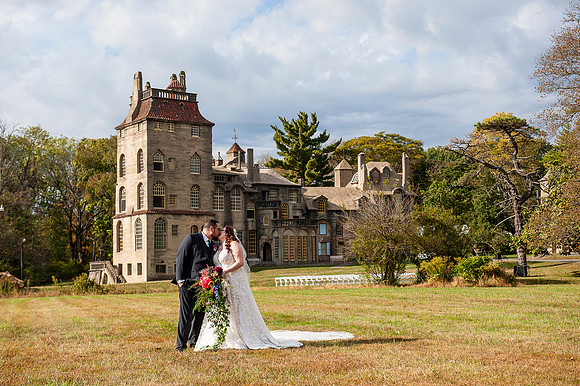 Fonthill Castle wedding Jasmine and Benjamin