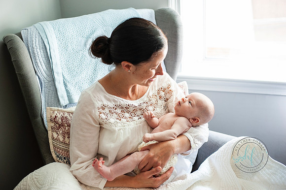 In home newborn session