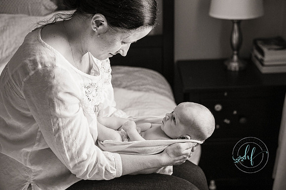 In home newborn session