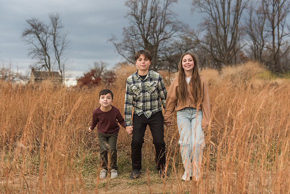 Slaven family 2024 Andorra meadows