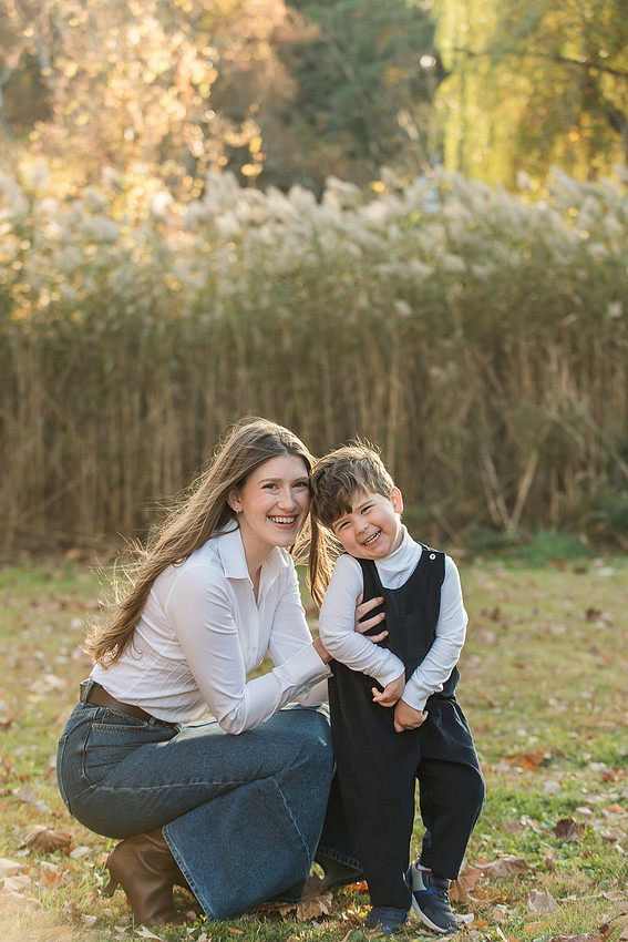 The Willows golden hour family session 2024